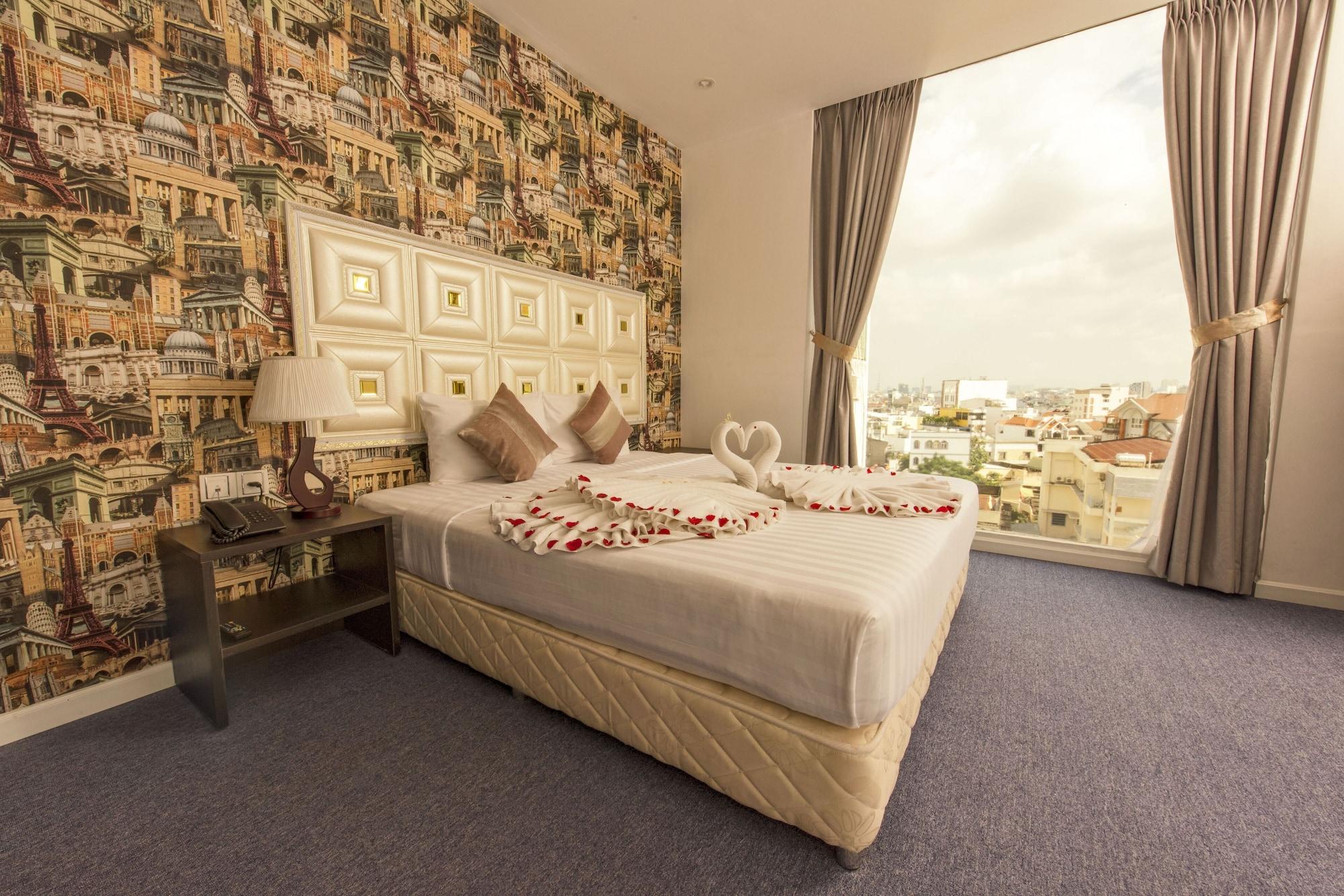 Golden Crown Hotel Ho Chi Minh City Exterior photo
