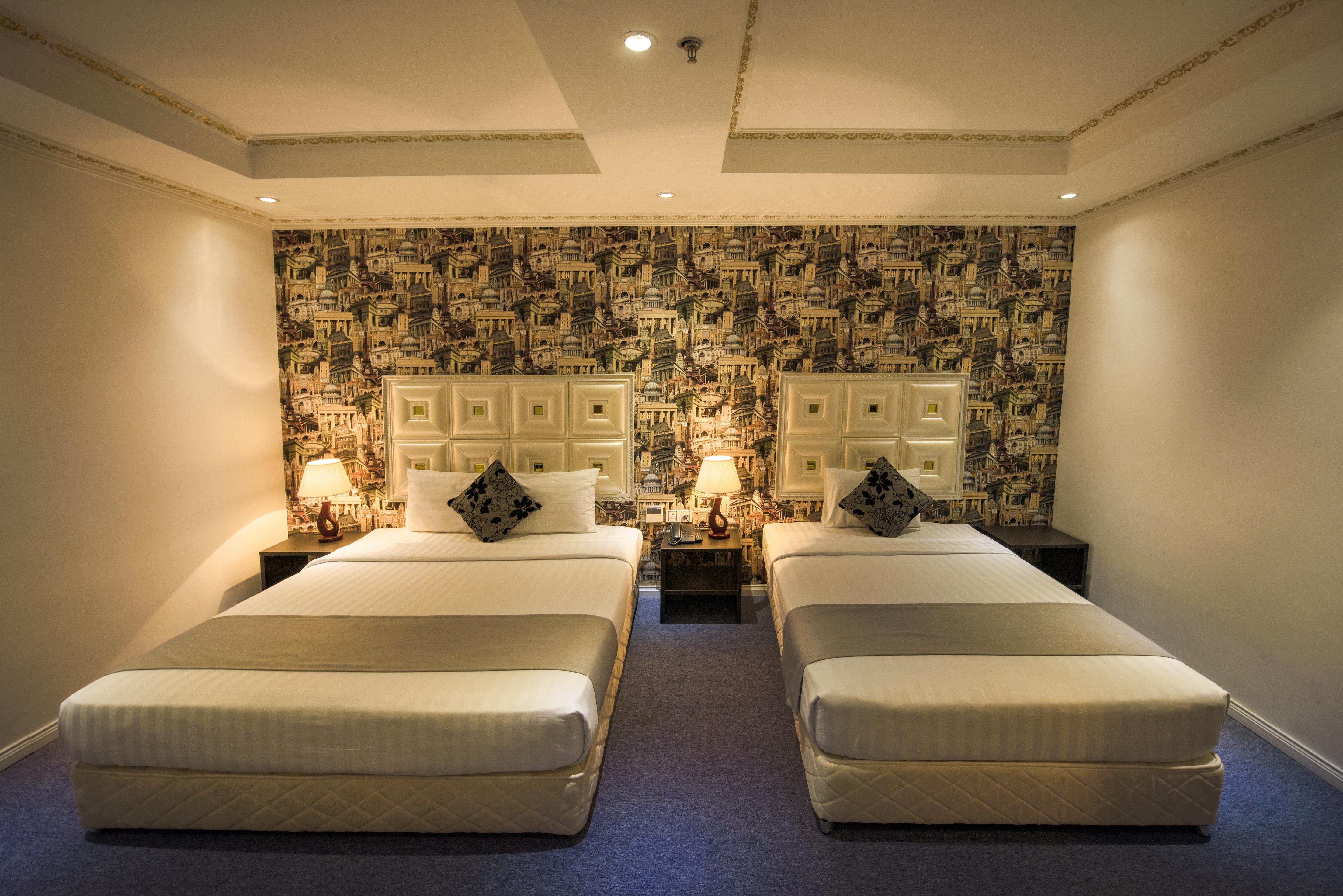 Golden Crown Hotel Ho Chi Minh City Exterior photo