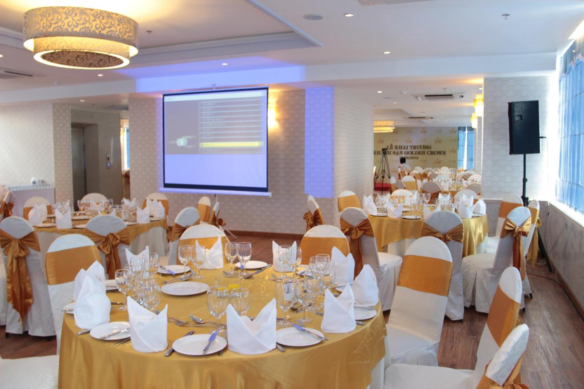 Golden Crown Hotel Ho Chi Minh City Exterior photo